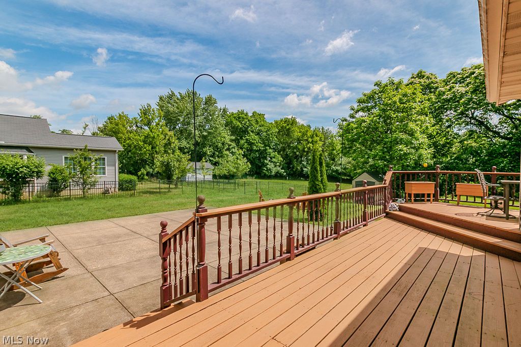 12433 Webster Road Strongsville, OH 44136 - Photo 7 of 50