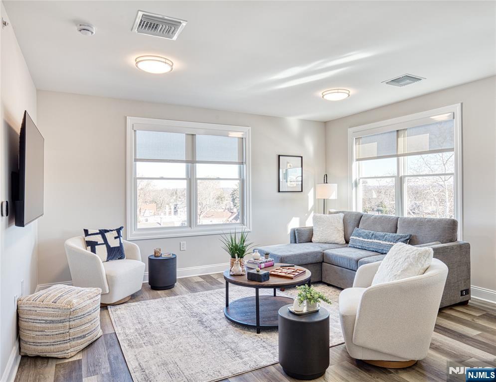 246 Main Street, Unit 402 Chatham, NJ 07928 - Photo 14 of 45