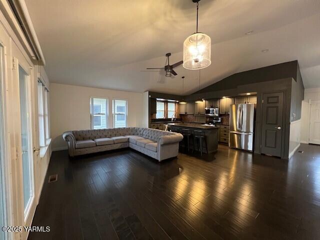 2005 Lakeview Drive Yakima, WA 98902 - Photo 11 of 35 a view of a room with gym equipment