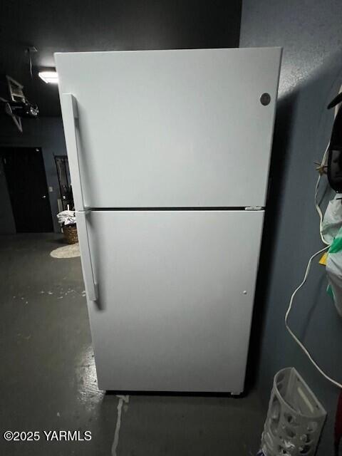 2005 Lakeview Drive Yakima, WA 98902 - Photo 29 of 35 a view of washer and dryer