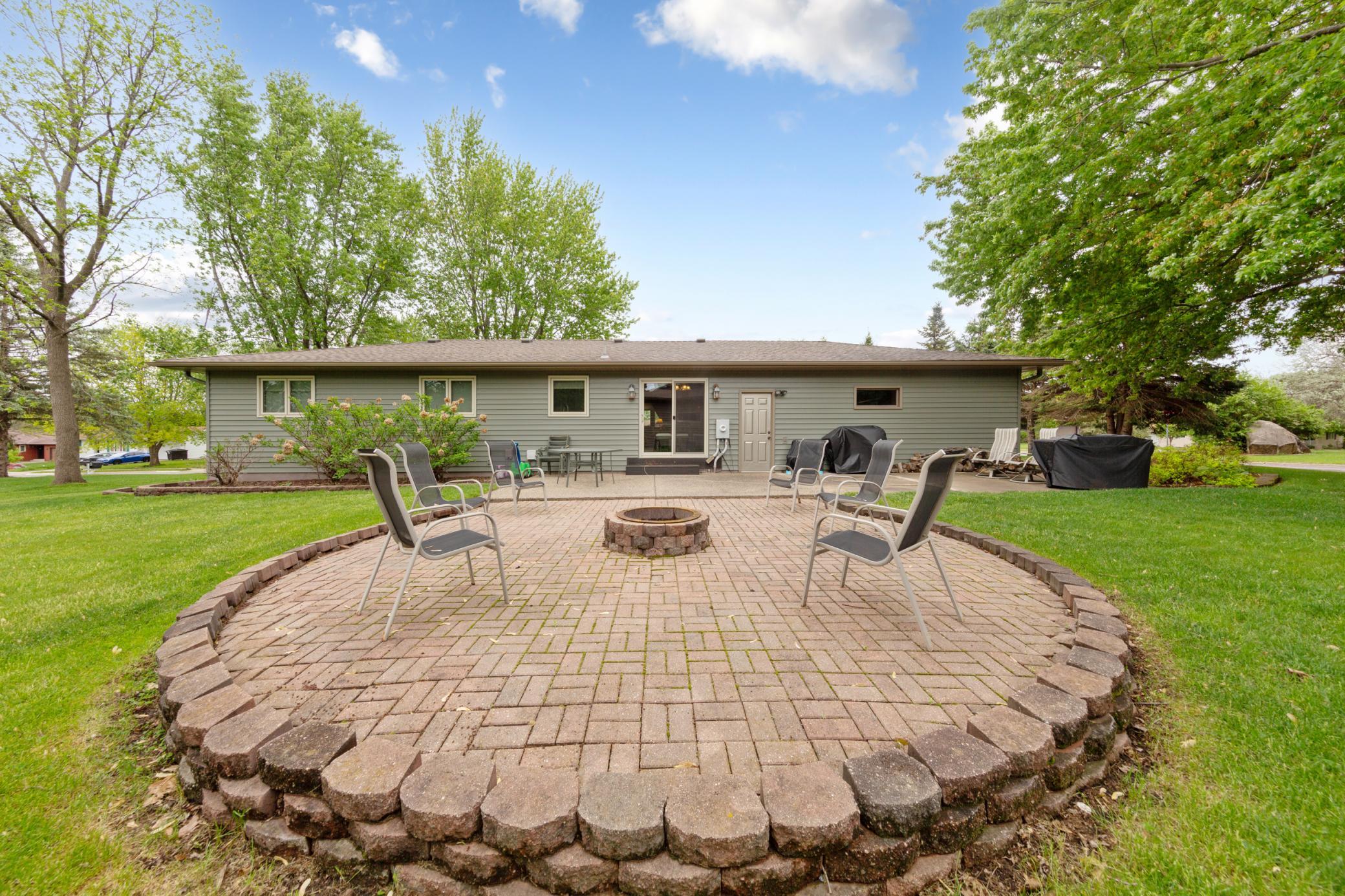 1724 Prairie Avenue Southwest Faribault, MN 55021 - Photo 32 of 34