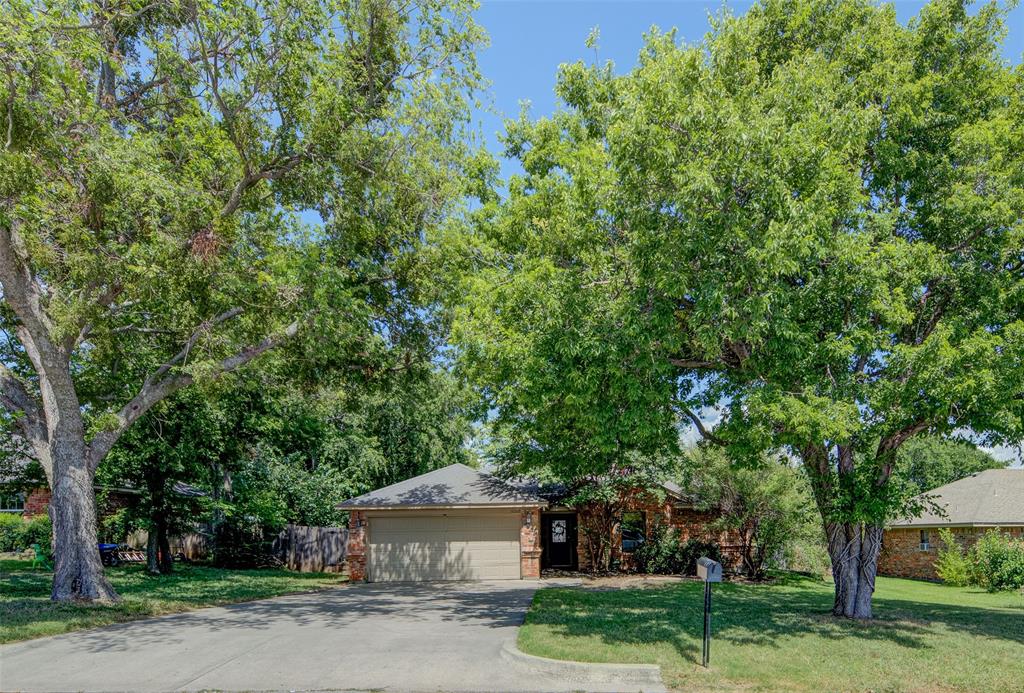 1606 North Mcdonald Avenue, Unit B Decatur, TX 76234 - Photo 3 of 25