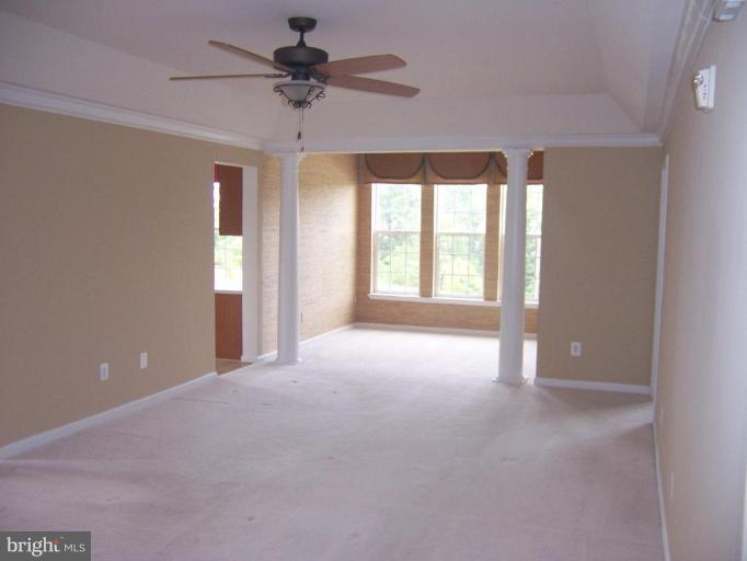 7305 Maplecrest Road, Unit 203 Elkridge, MD 21075 - Photo 13 of 19 Living Room