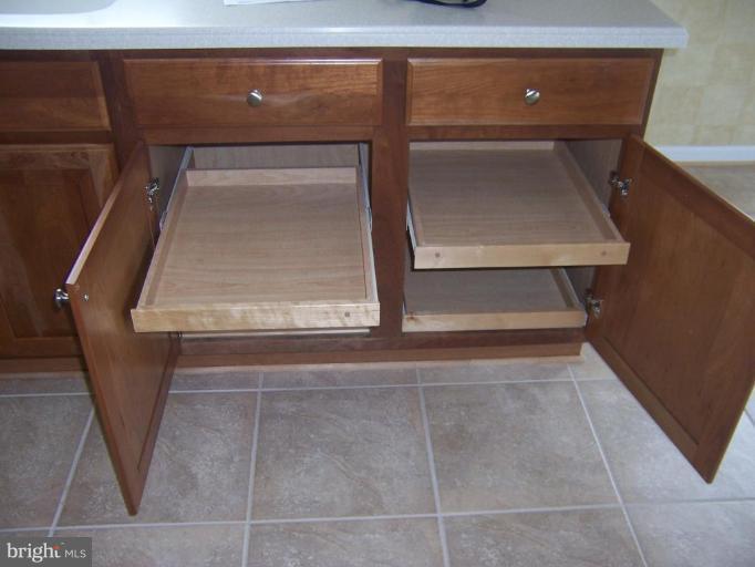 7305 Maplecrest Road, Unit 203 Elkridge, MD 21075 - Photo 3 of 19 Custom cabinet builtins
