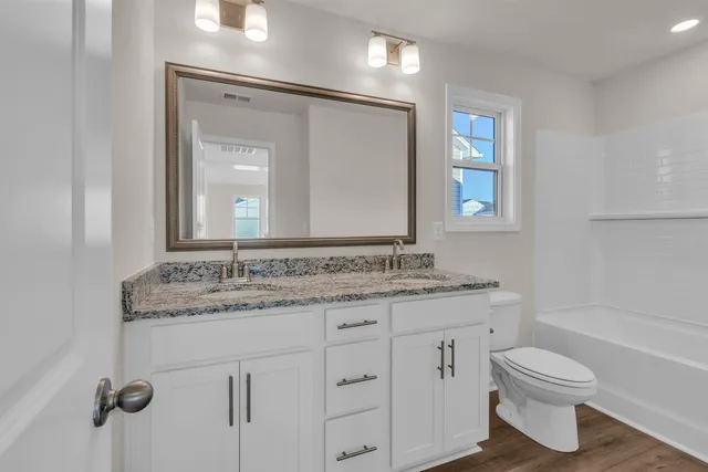 $303,900 | 2033 Halton Oaks Drive, Spartanburg, SC 29303