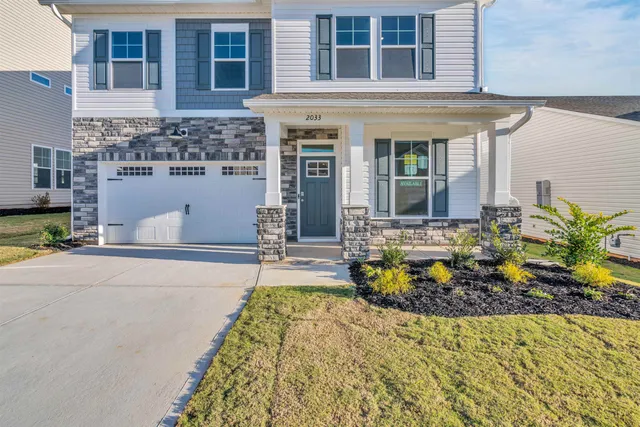 $303,900 | 2033 Halton Oaks Drive, Spartanburg, SC 29303
