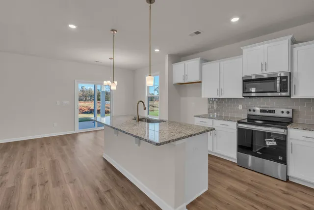 $303,900 | 2033 Halton Oaks Drive, Spartanburg, SC 29303