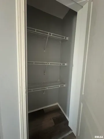 $68,000 | 413 Walnut Street, Zeigler, IL 62999