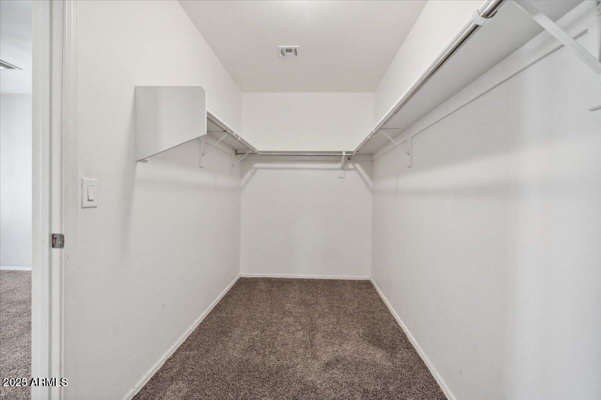 2233 East Pecan Road Phoenix, AZ 85040 - Photo 10 of 18 a view of a small space