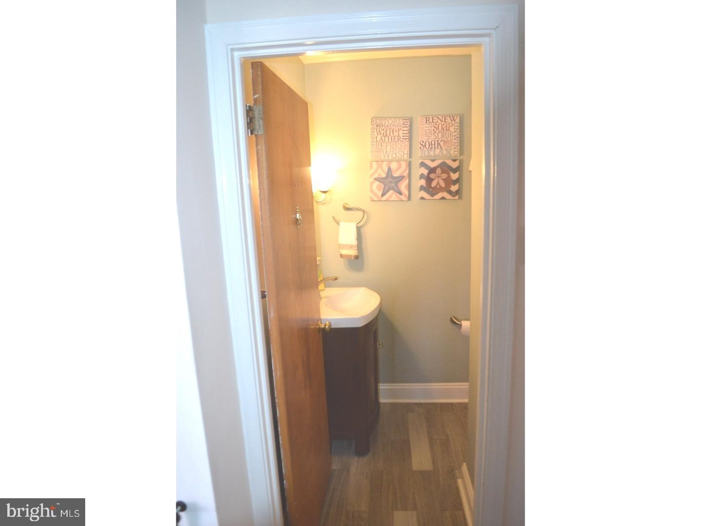 10830 Ellicott Road Philadelphia, PA 19154 - Photo 15 of 25