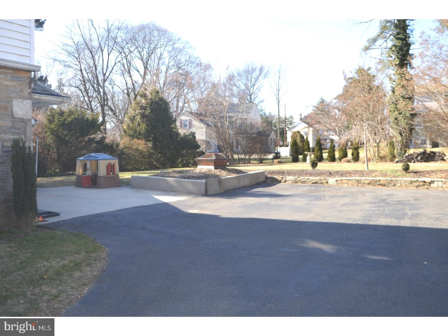 10830 Ellicott Road Philadelphia, PA 19154 - Photo 7 of 25 View