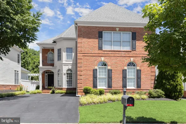$900,000 | 704 Brannock Terrace, Annapolis, MD 21401
