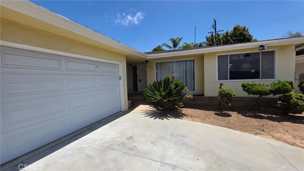 6034 South Kings Road Los Angeles, CA 90056 - Photo 3 of 22