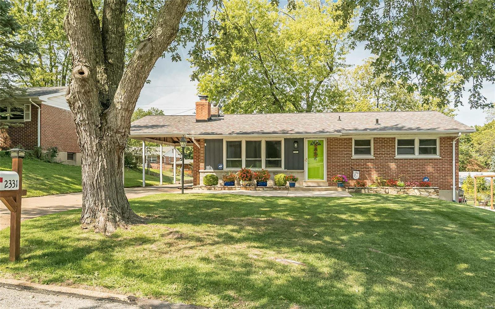 2331 Ruckert Avenue St. Louis, MO 63114 - Photo 2 of 23 Gallery Image 2