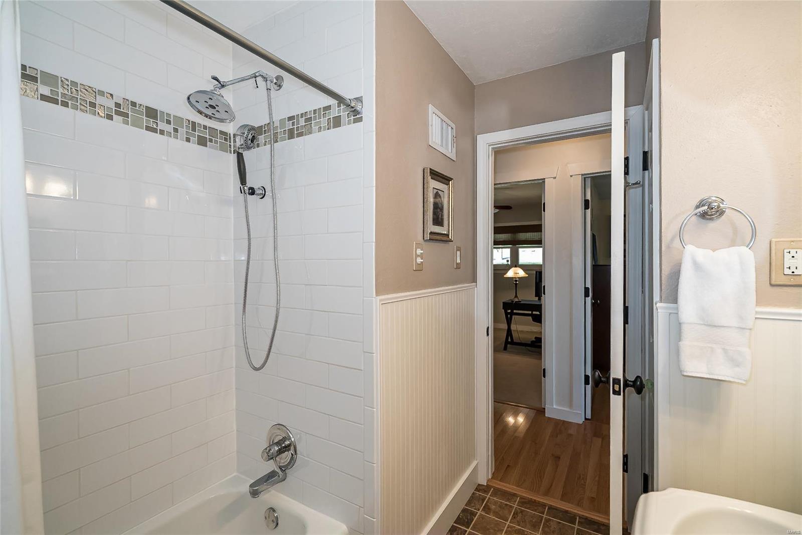 2331 Ruckert Avenue St. Louis, MO 63114 - Photo 14 of 23 Gallery Image 14