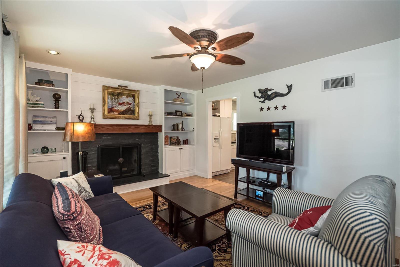 2331 Ruckert Avenue St. Louis, MO 63114 - Photo 5 of 23 Gallery Image 5