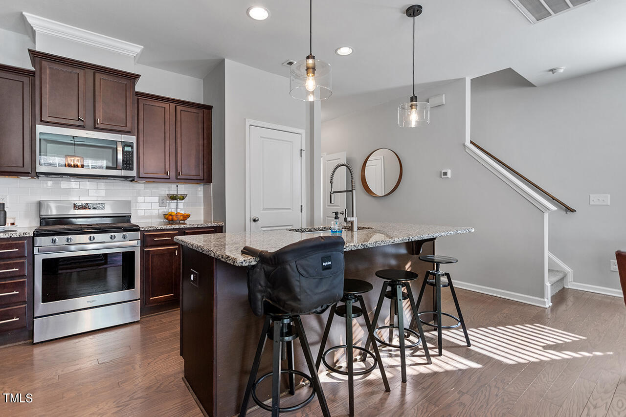105 Zante Currant Road Durham, NC 27703 - Photo 10 of 35 105 Zante Currant Rd