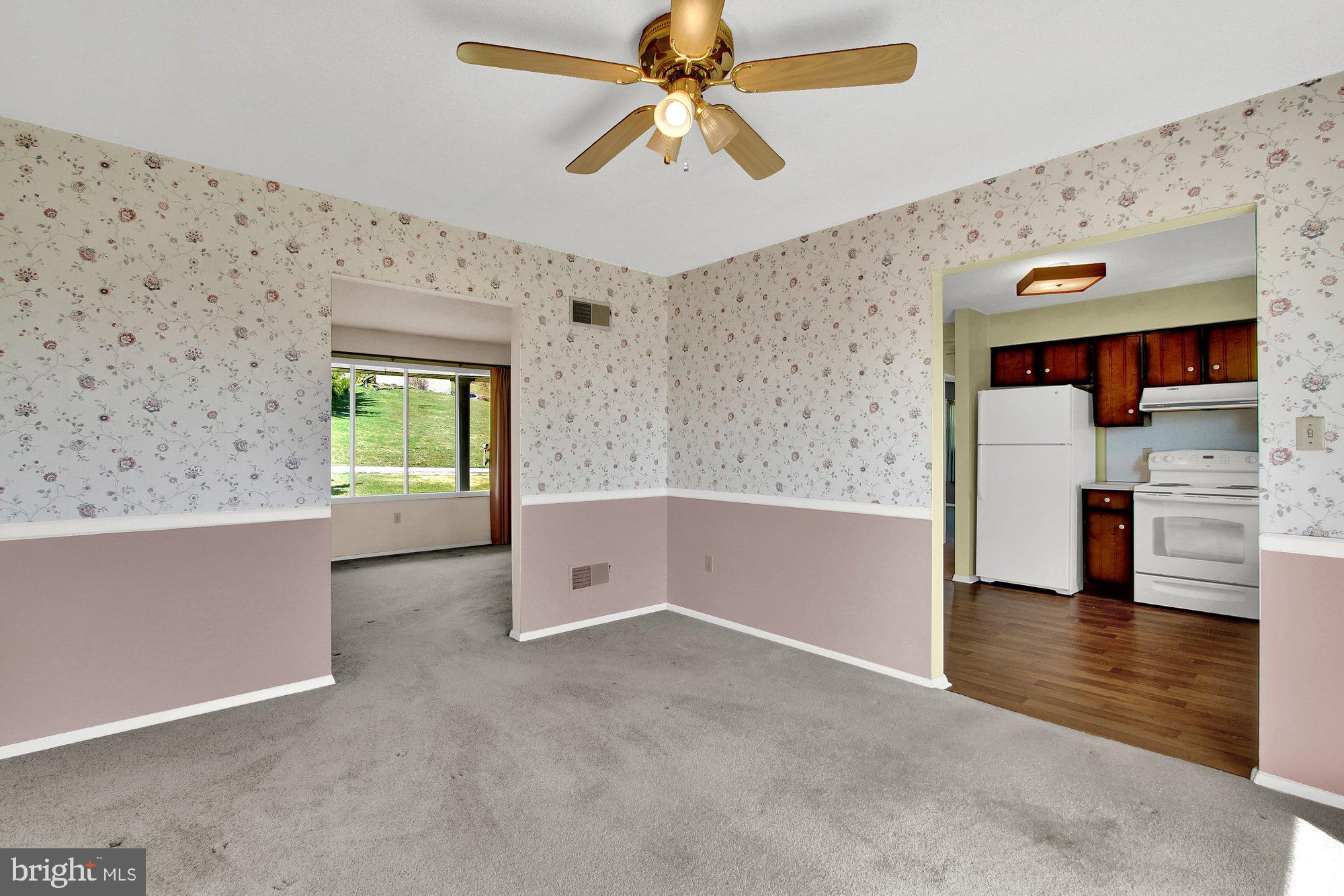 3958 North Rohrbaugh Road Seven Valleys, PA 17360 - Photo 8 of 28 Gallery Image 8
