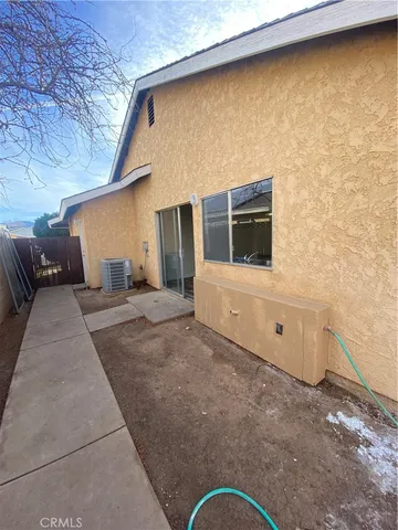$2,750 | 2823 East Ave R 13, Palmdale, CA 93550