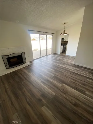 $2,750 | 2823 East Ave R 13, Palmdale, CA 93550