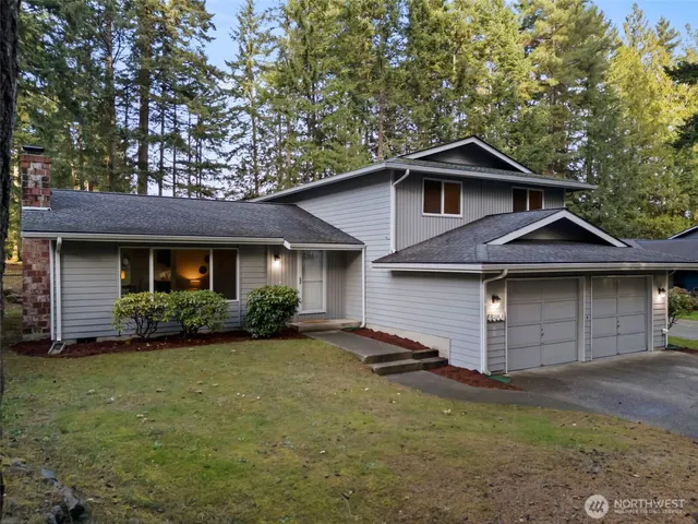 $539,999 | 4600 Northwest 82nd Street, Silverdale, WA 98383