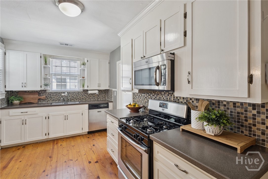 1501 East 50th Street Savannah, GA 31404 - Photo 14 of 31