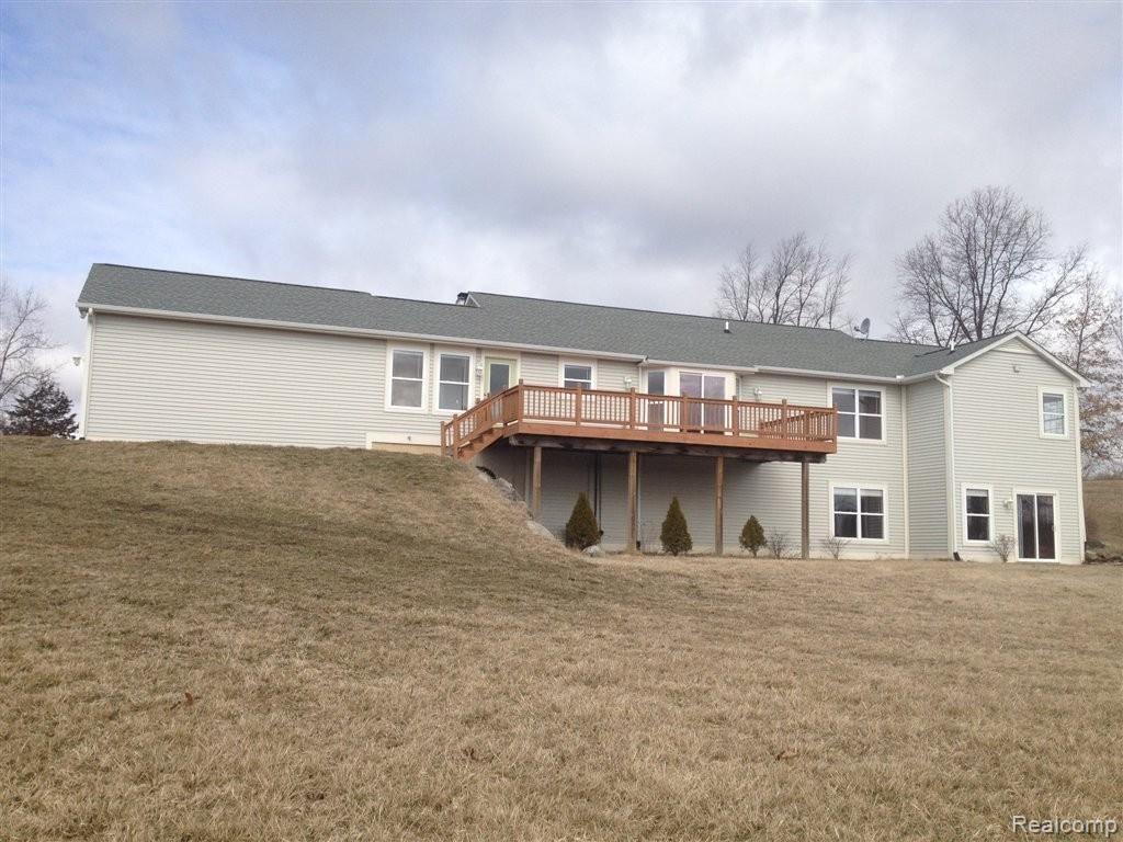 4651 South Bull Run Road Gregory, MI 48137 - Photo 3 of 15 Back.JPG