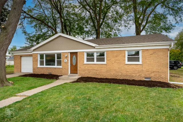 $289,900 | 10854 Lyman Avenue, Chicago Ridge, IL 60415