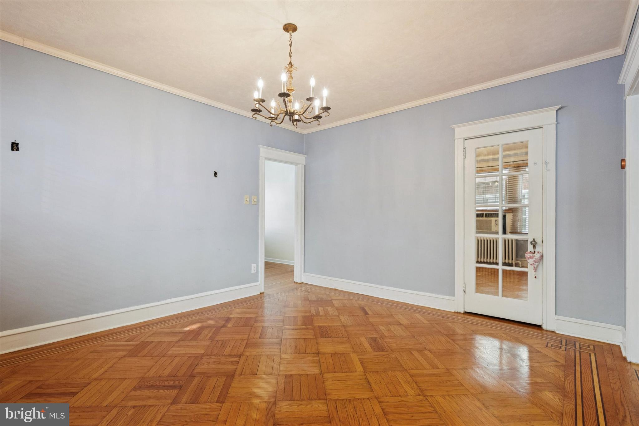 3227 Fuller Street Philadelphia, PA 19136 - Photo 9 of 25 Charming space with classic elegance.