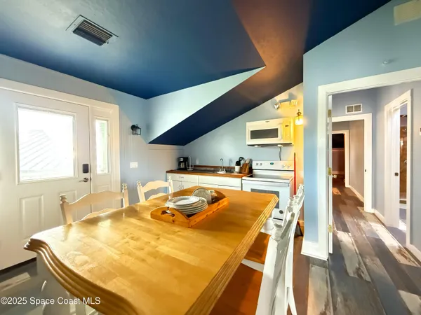 $8,000 | 973 North Harbor City Boulevard, Melbourne, FL 32935