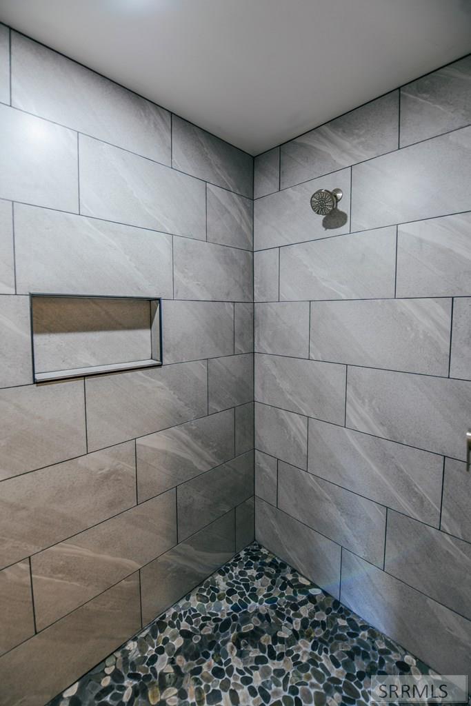 111 10th Street Salmon, ID 83467 - Photo 14 of 33