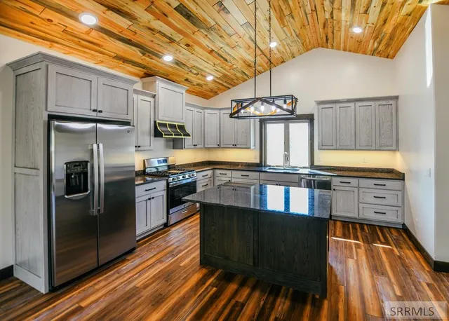 $495,000 | 111 10th Street, Salmon, ID 83467