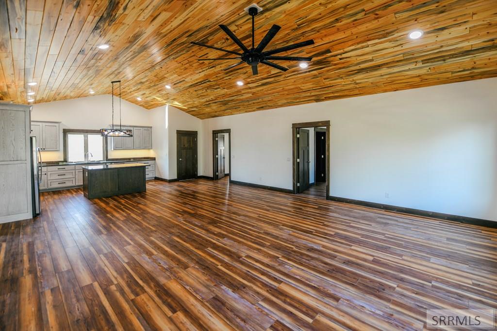 111 10th Street Salmon, ID 83467 - Photo 17 of 33