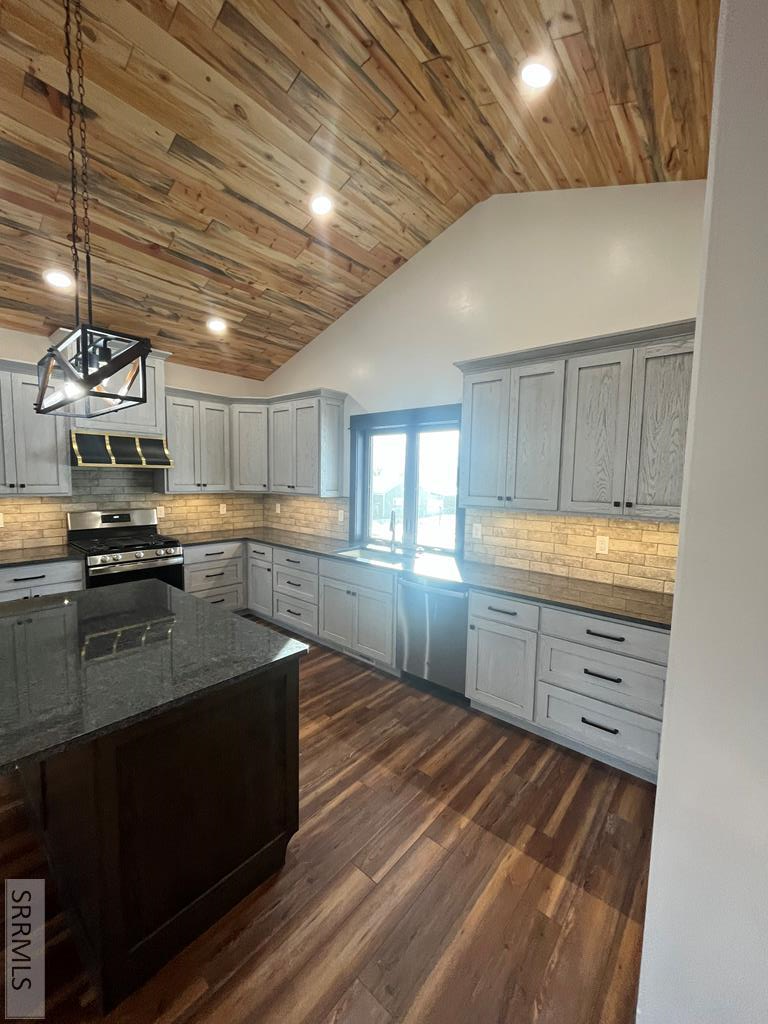 111 10th Street Salmon, ID 83467 - Photo 19 of 33