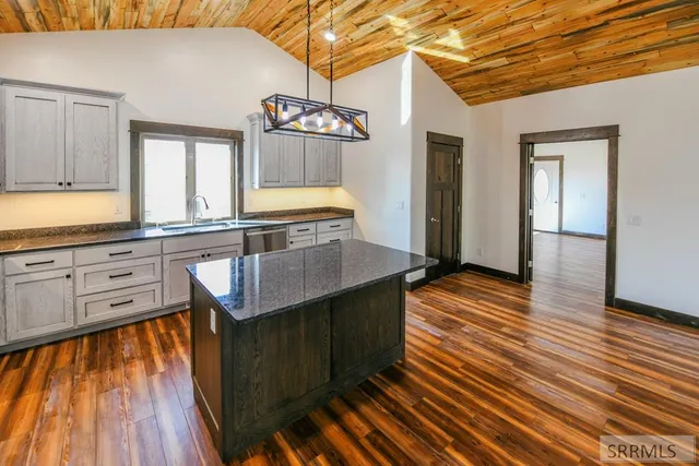 $495,000 | 111 10th Street, Salmon, ID 83467