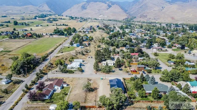 $495,000 | 111 10th Street, Salmon, ID 83467