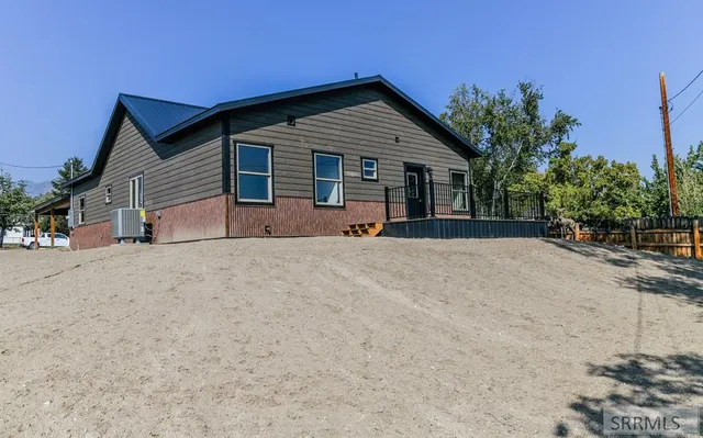 $495,000 | 111 10th Street, Salmon, ID 83467