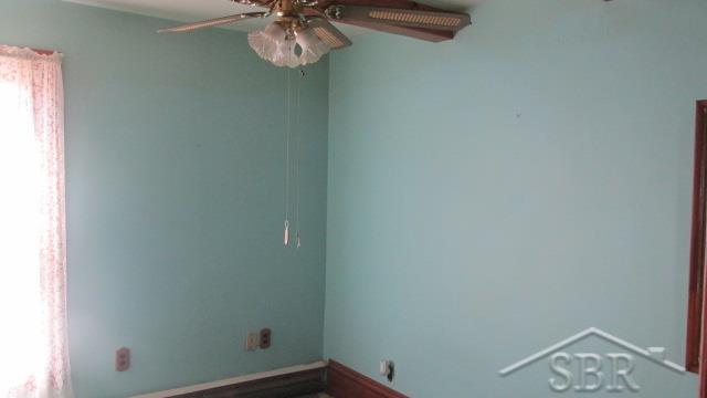 609 South Maple St. Louis, MI 48880 - Photo 6 of 13 31238131-5.JPG