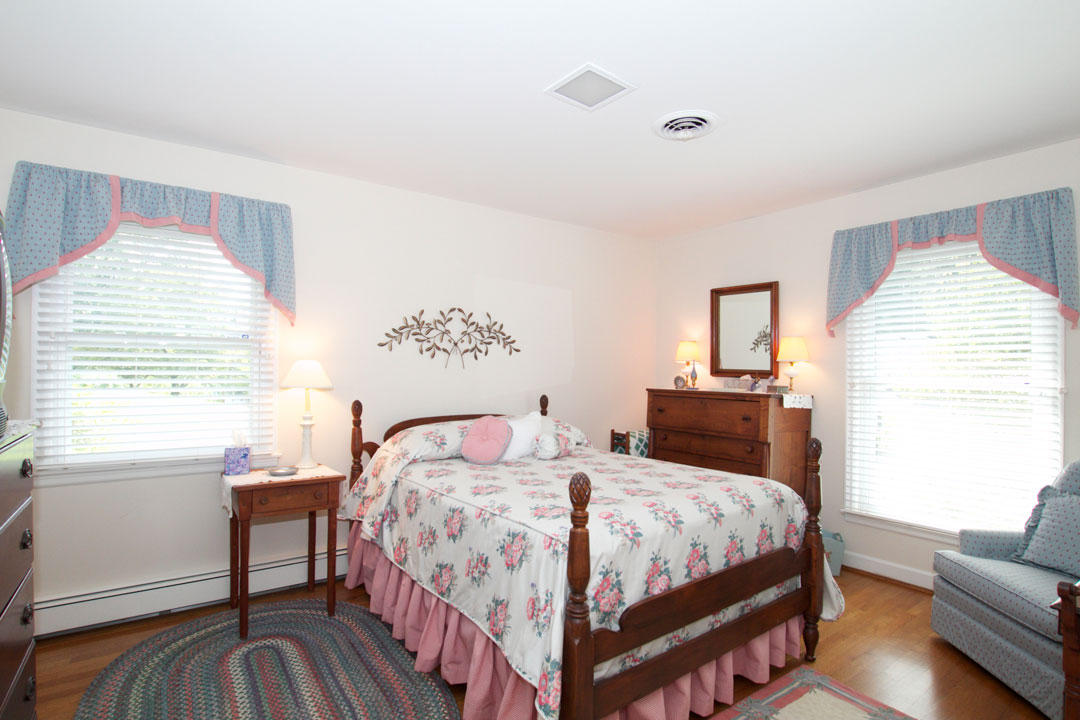 3748 Heritage Road Southwest Roanoke, VA 24015 - Photo 20 of 29 #2 Bedroom