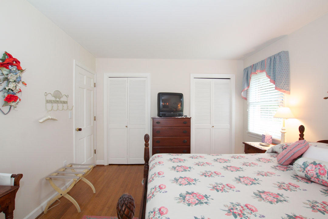 3748 Heritage Road Southwest Roanoke, VA 24015 - Photo 21 of 29 #2 Bedroom 2