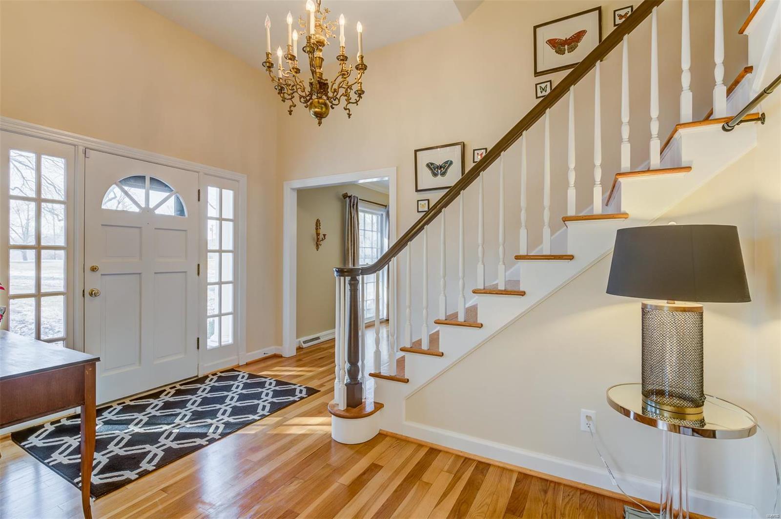 9049 Clayton Road Ladue, MO 63117 - Photo 2 of 28 Gallery Image 2
