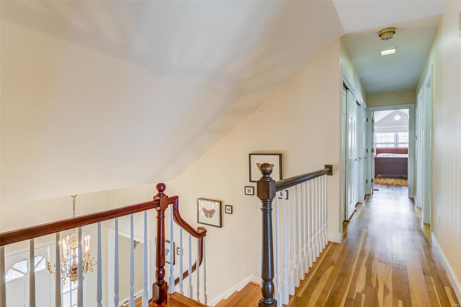 9049 Clayton Road Ladue, MO 63117 - Photo 18 of 28 Gallery Image 18