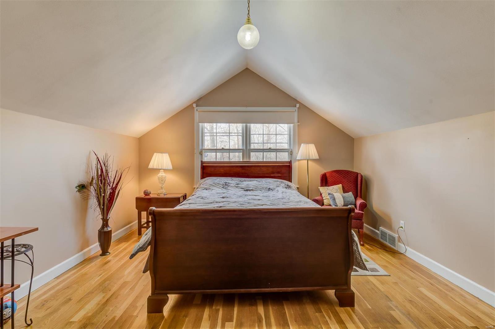 9049 Clayton Road Ladue, MO 63117 - Photo 20 of 28 Gallery Image 20