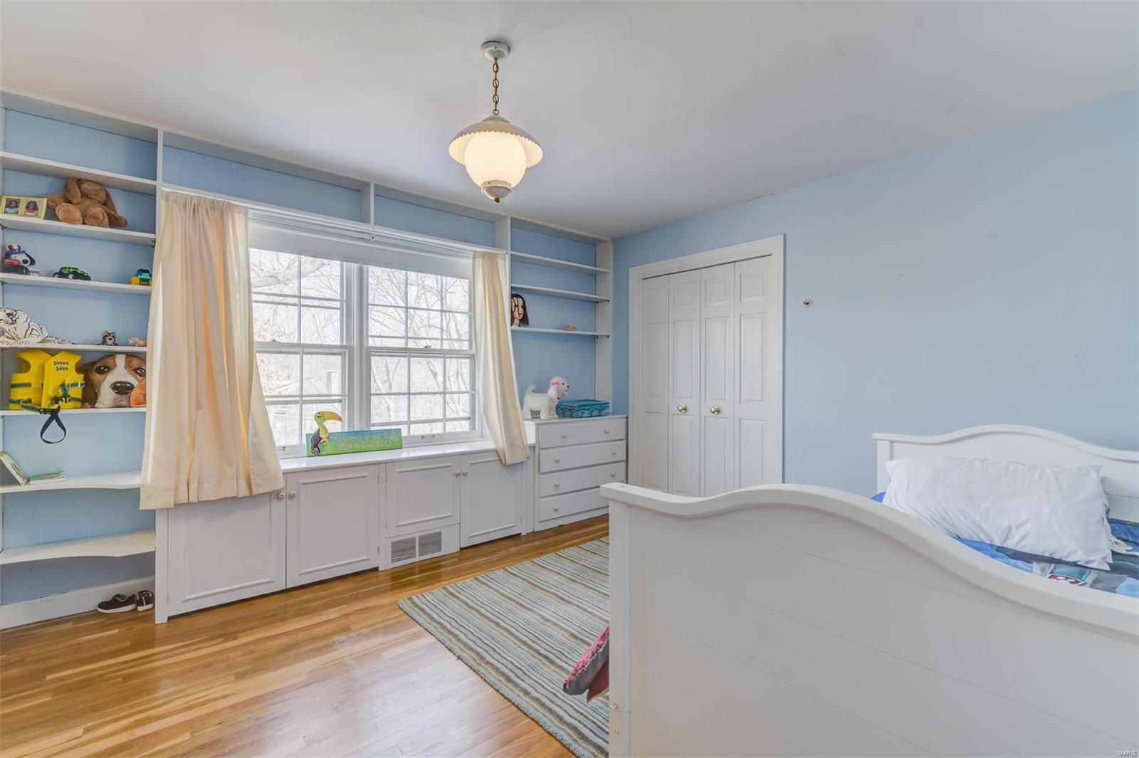 9049 Clayton Road Ladue, MO 63117 - Photo 21 of 28 Gallery Image 21