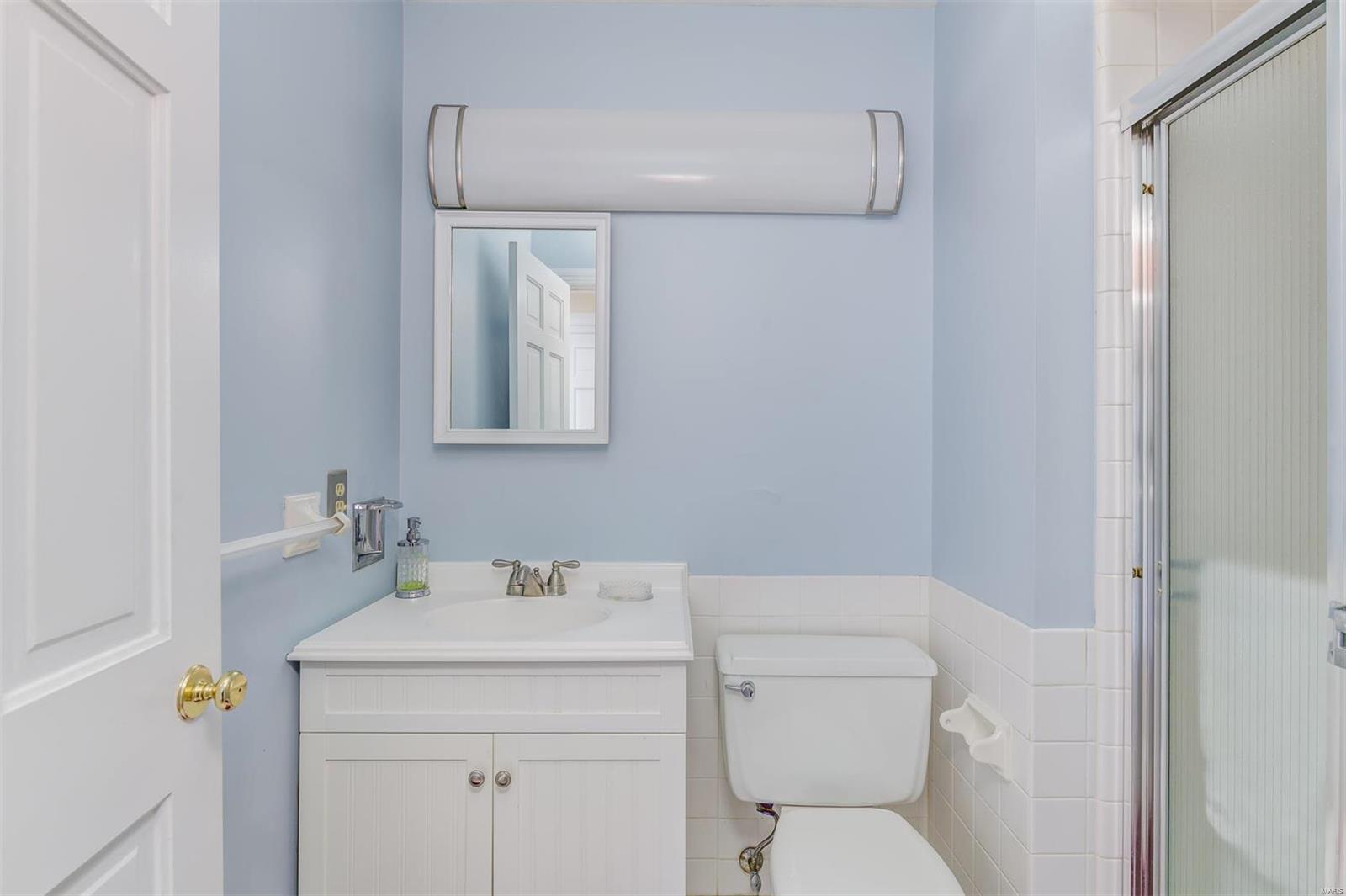 9049 Clayton Road Ladue, MO 63117 - Photo 24 of 28 Gallery Image 24