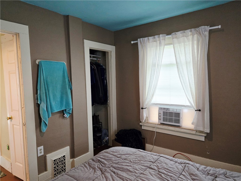 695-697 Culver Road Rochester, NY 14609 - Photo 17 of 50 Equally spacious with generous closet.
