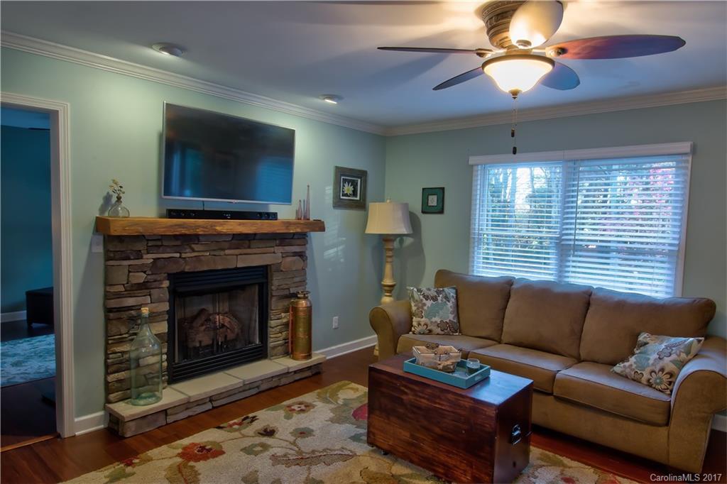 41 Westfield Road, Unit 9 Fletcher, NC 28732 - Photo 3 of 23