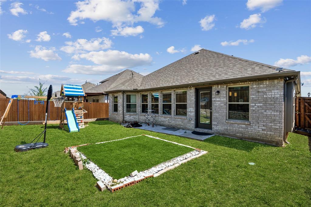 5933 Rostherne Drive Aubrey, TX 76227 - Photo 28 of 35