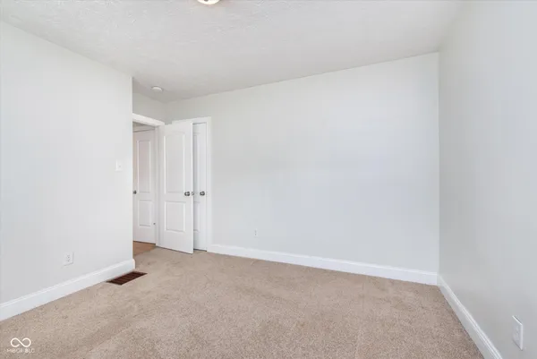 $1,800 | 1414 East 46th Street, Indianapolis, IN 46205