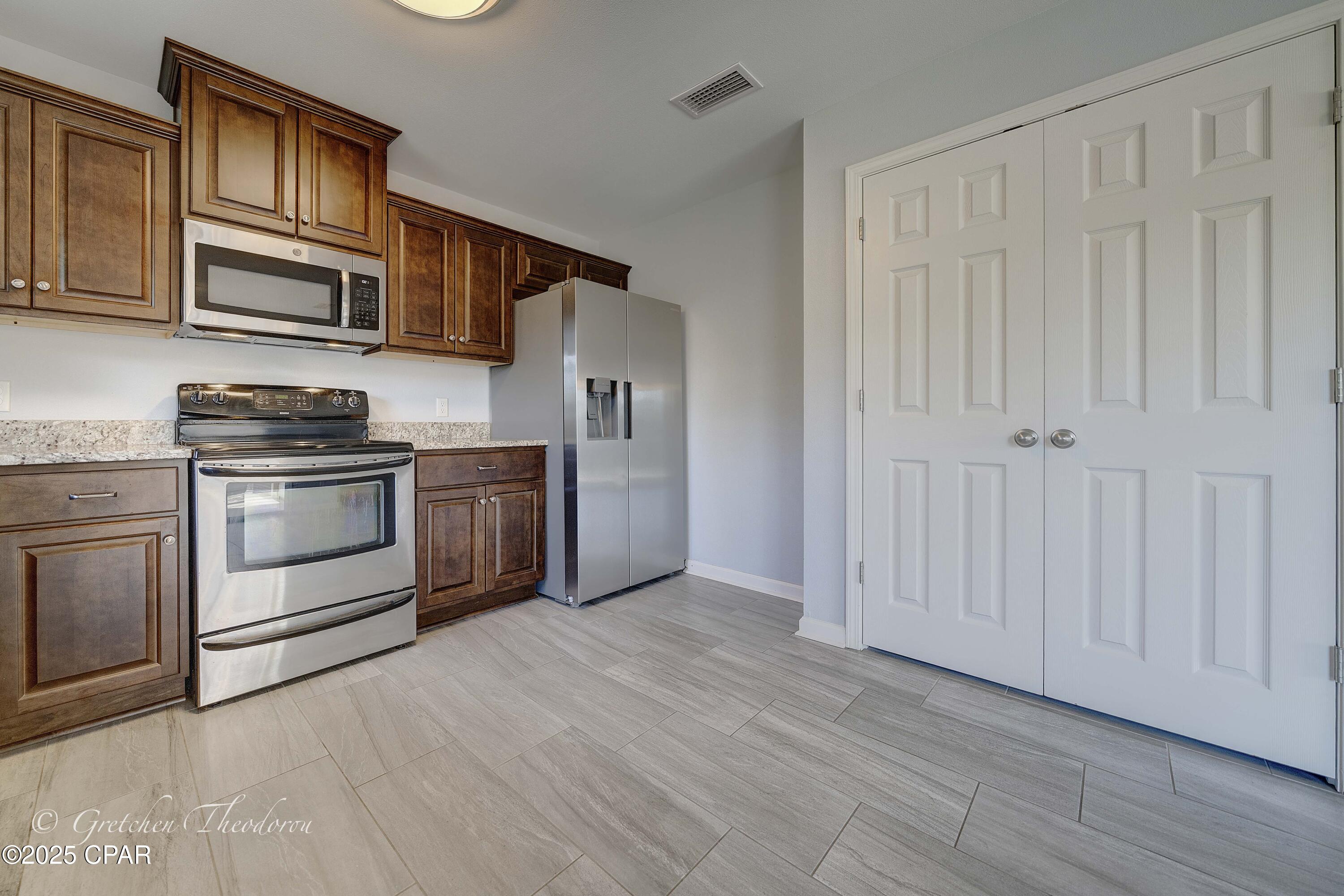 3549 Azalea Way Panama City, FL 32405 - Photo 7 of 35